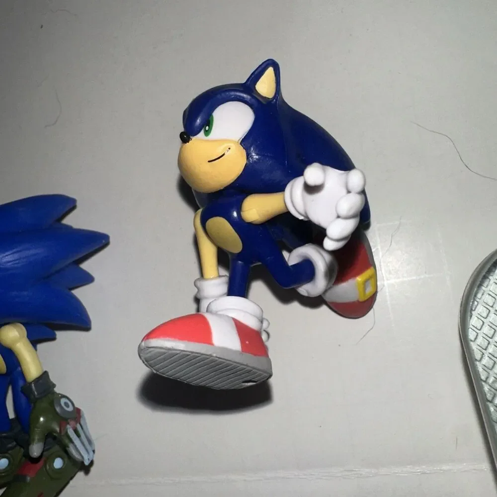 16 sonic the hedgehog figure lot 2”-2.5”